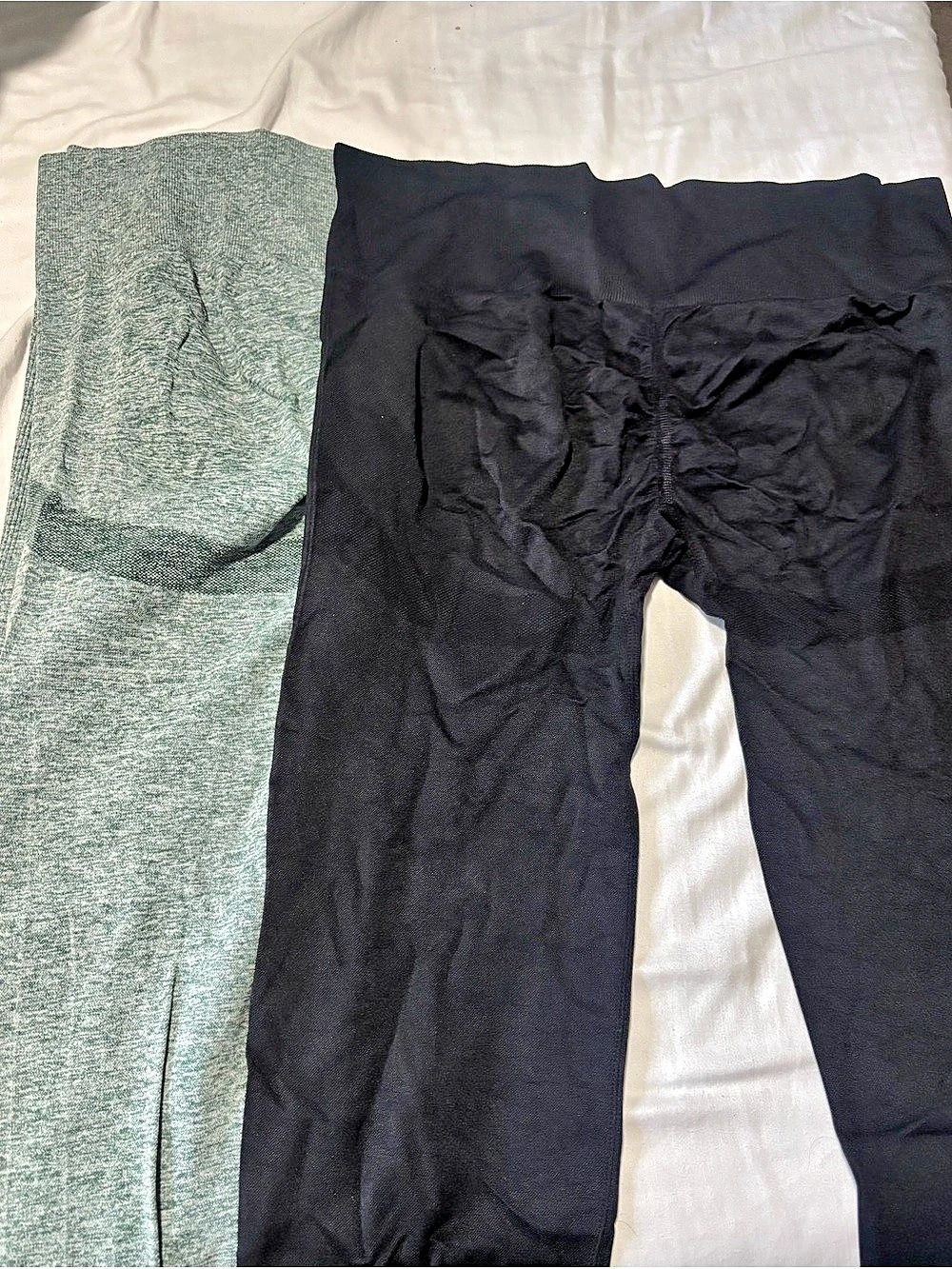 Seamless Women's Leggings Black & Green Like New